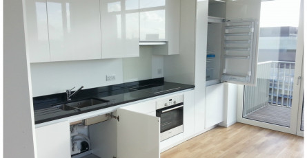 Kitchen fitters East London